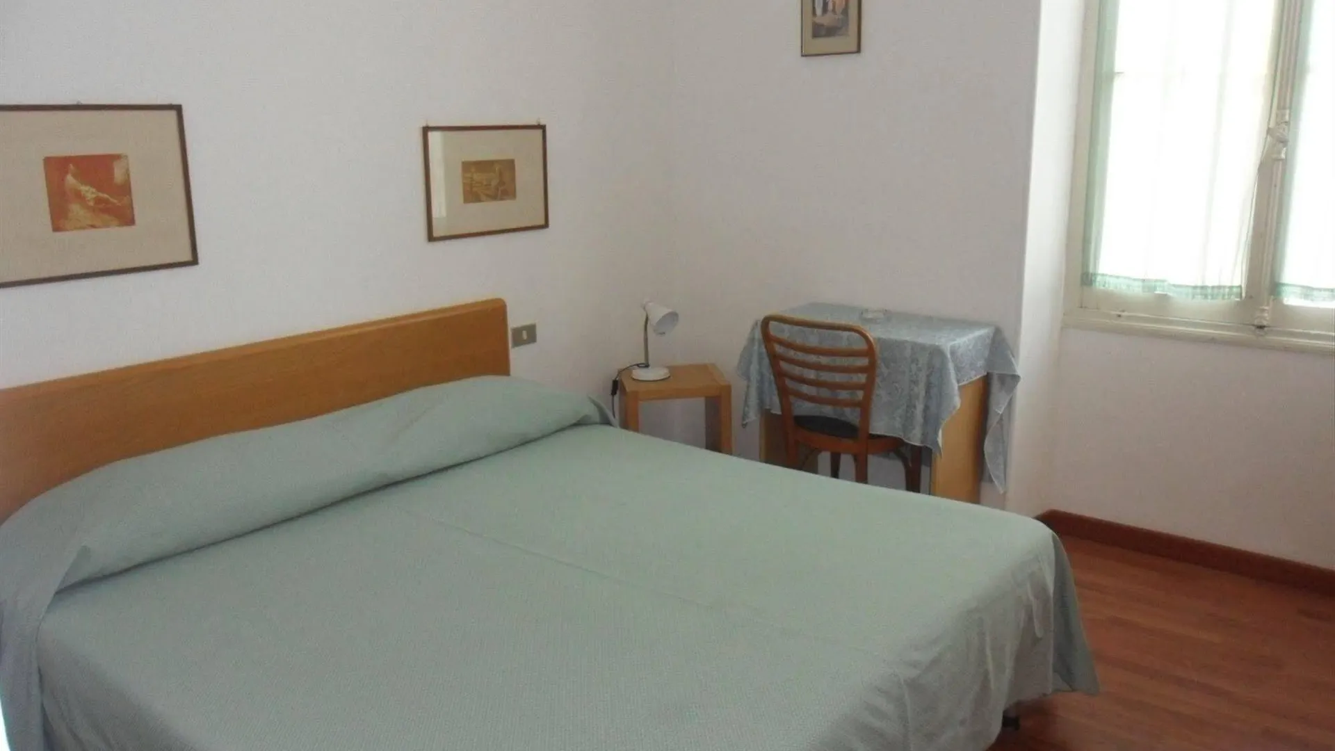 Отель Sanremo Luxury Suites
