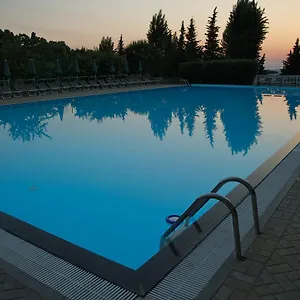 Villaggio Turistico Camping Il Fontino Italië